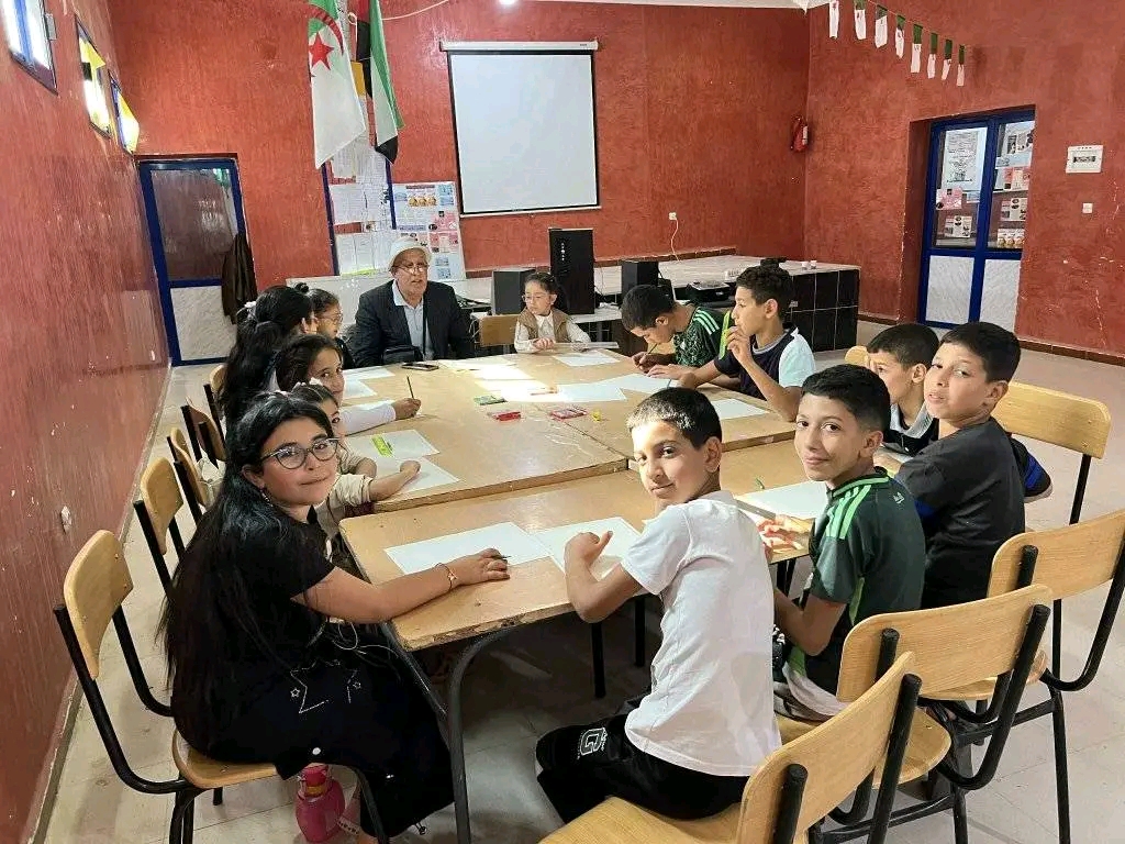 رسم بمناسبة ذكرى اول نوفمبر