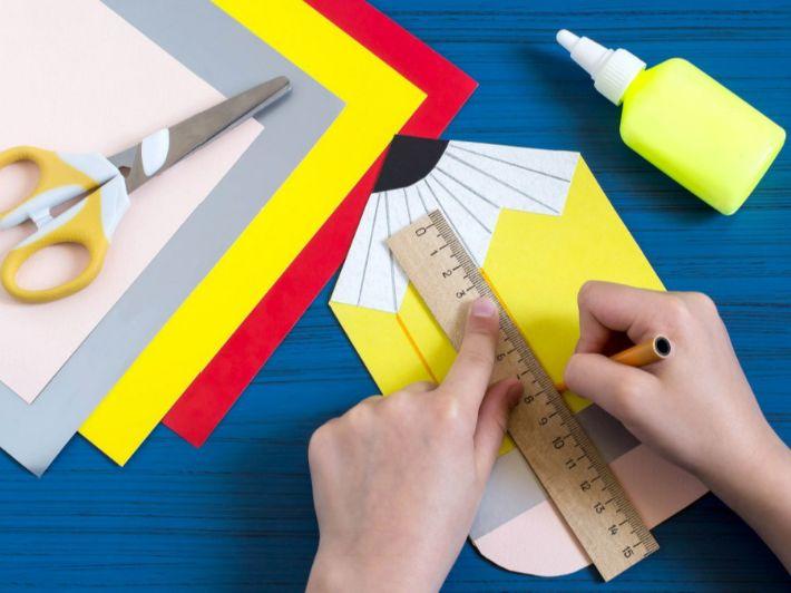 نشاط ترفيهي للفنون التشكيلية (الرسم)