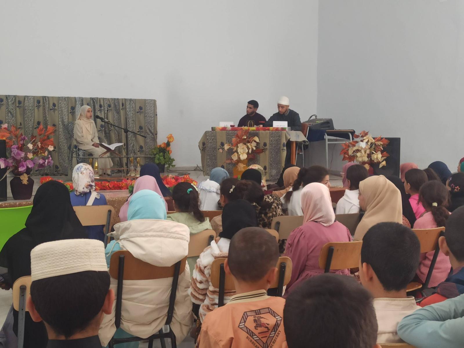 مسابقة بين المتوسطات السنة الرابعة متوسط