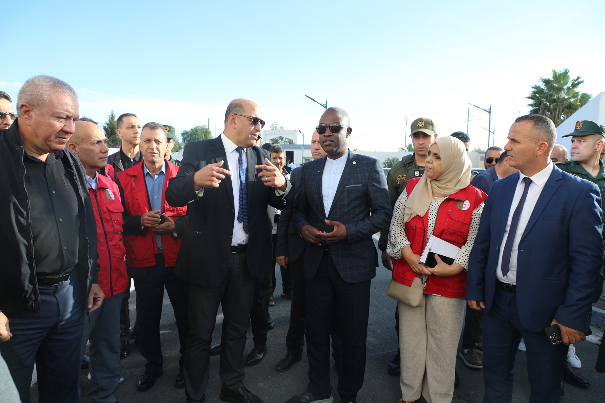 السيد وزير الشباب يُشرفُ على انطلاق الموسم النشطوي الجديد 2025-2026 من بيت الشباب النموذجي المجاهد "خليل يوسفي" بعين طاية.